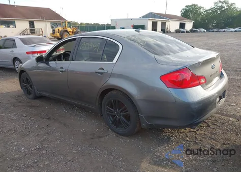 2013 Infiniti G37X из США, поврежденный, VIN JN1CV6AR2DM350262